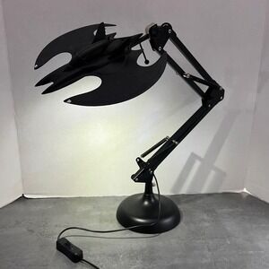 Paladone Batman Batmobile Desk Lamp USB Powered‎